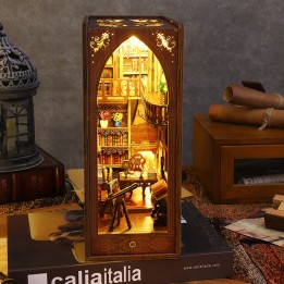Book Nook Ludistri – Reading Room (18.2 × 10 × 24.5 cm)