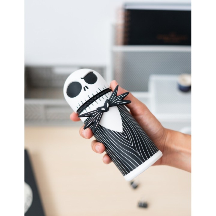 ERIK.ASTUCCIO DISNEY NIGHTMARE BEFORE CHRISTMAS