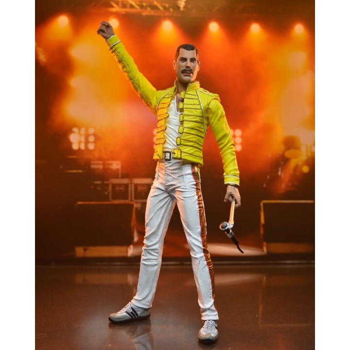 92196 - Freddie Mercury (Yellow Jacket) 18cm