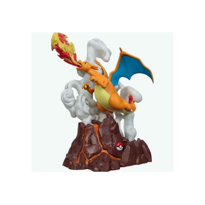 JAZWARES Select Deluxe: Pokemon - Charizard (Light FX) 33cm