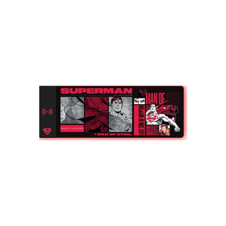 NUMSKULL Superman - Oversize Gaming Mat & Mobile Charger