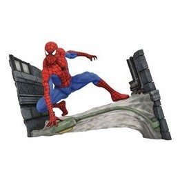 DIAMOND SELECT - 63166 - Marvel Comic Gallery PVC Statue Spider-Man Webbing 18Cm