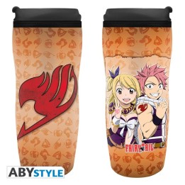 ABYSTYLE FAIRY TAIL - Tazza da viaggio isotermica : "Lucy, Natsu & Emblem"